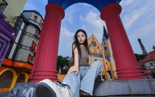 广角镜头街拍怎么拍_广角街拍用什么镜头