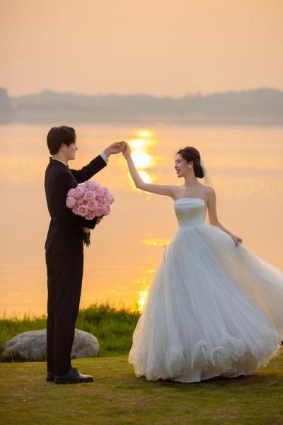 婚纱照镜头怎么选_婚纱照镜头推荐-第1张图片-星辰妙记 婚纱照镜头怎么选_婚纱照镜头推荐-第1张图片-星辰妙记