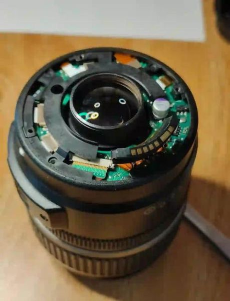 镜头松了怎么办_镜头松动维修费用-第2张图片-星辰妙记