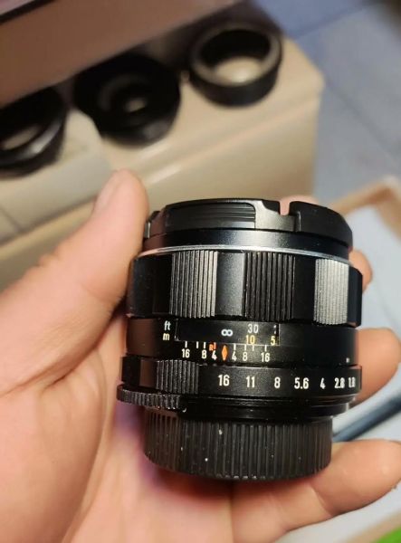 二手镜头哪里买靠谱_二手镜头价格怎么评估-第1张图片-星辰妙记
