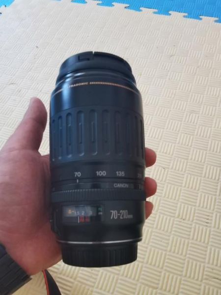 佳能穷人四宝镜头有哪些_值得入手吗-第3张图片-星辰妙记