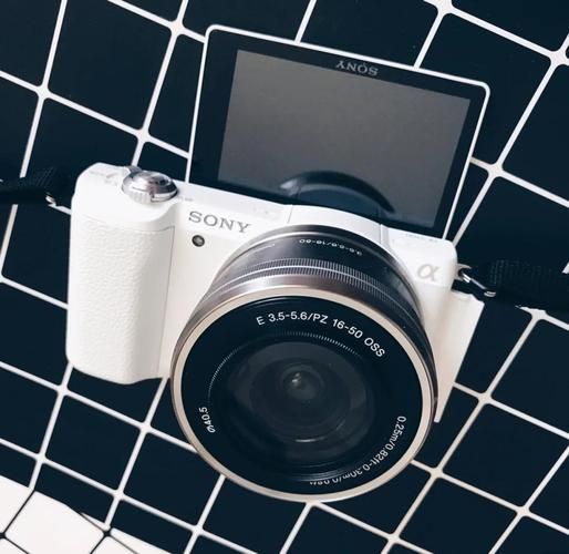 索尼5100配什么镜头_适合旅行和人像-第3张图片-星辰妙记 索尼5100配什么镜头_适合旅行和人像-第3张图片-星辰妙记