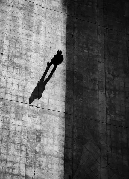 孤独的镜头怎么拍_如何用镜头表现孤独感-第1张图片-星辰妙记 孤独的镜头怎么拍_如何用镜头表现孤独感-第1张图片-星辰妙记