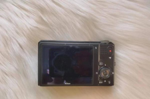 尼康银圈镜头有哪些_值得买吗-第2张图片-星辰妙记 尼康银圈镜头有哪些_值得买吗-第2张图片-星辰妙记