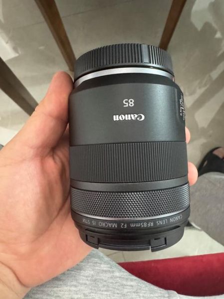 佳能85mm定焦镜头怎么样_适合拍什么题材-第3张图片-星辰妙记 佳能85mm定焦镜头怎么样_适合拍什么题材-第3张图片-星辰妙记