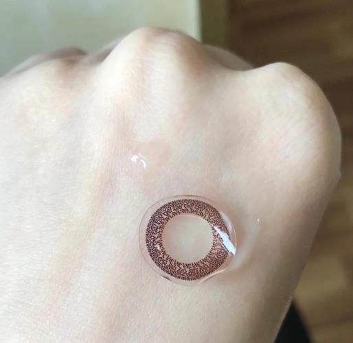 博士伦隐形眼镜哪款好_日抛和月抛区别-第1张图片-星辰妙记 博士伦隐形眼镜哪款好_日抛和月抛区别-第1张图片-星辰妙记