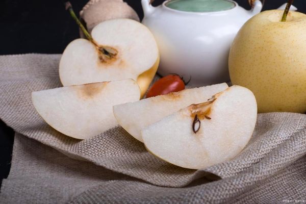 孕妇吃什么下火_孕妇上火吃什么水果好-第1张图片-星辰妙记