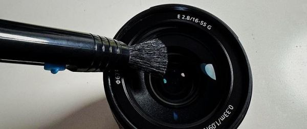 镜头脏了怎么擦_相机镜头清洁方法-第3张图片-星辰妙记