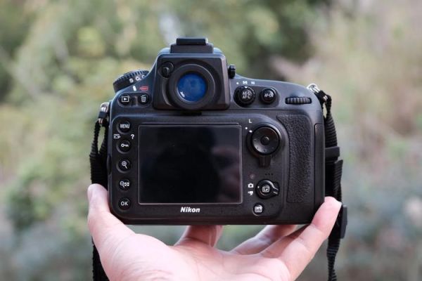 尼康D800配什么镜头_尼康D800镜头推荐-第2张图片-星辰妙记 尼康D800配什么镜头_尼康D800镜头推荐-第2张图片-星辰妙记