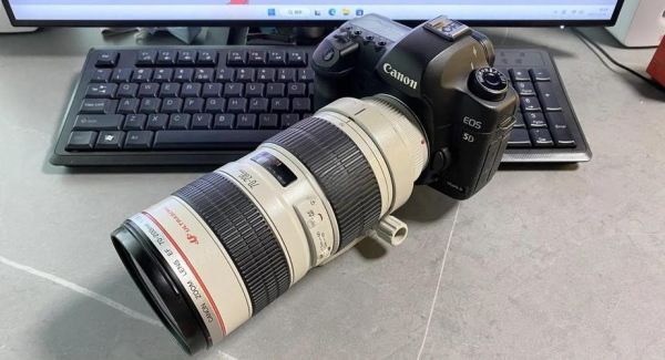 佳能5d2镜头怎么选_佳能5d2配什么镜头好-第3张图片-星辰妙记 佳能5d2镜头怎么选_佳能5d2配什么镜头好-第3张图片-星辰妙记