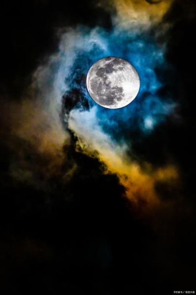 手机拍月亮用什么镜头_如何拍月亮更清晰-第2张图片-星辰妙记 手机拍月亮用什么镜头_如何拍月亮更清晰-第2张图片-星辰妙记