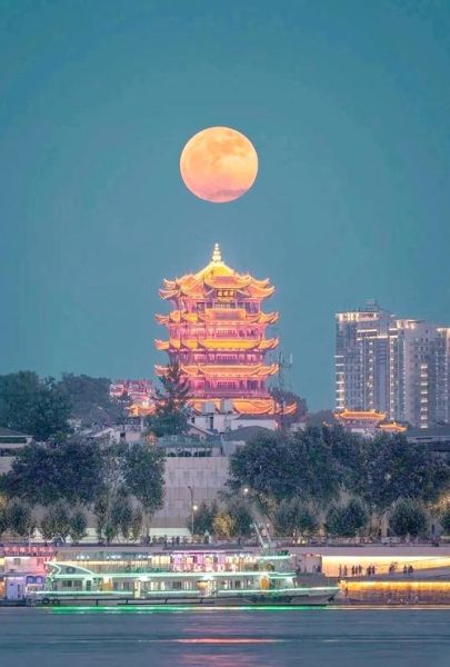 手机拍月亮用什么镜头_如何拍月亮更清晰-第3张图片-星辰妙记 手机拍月亮用什么镜头_如何拍月亮更清晰-第3张图片-星辰妙记