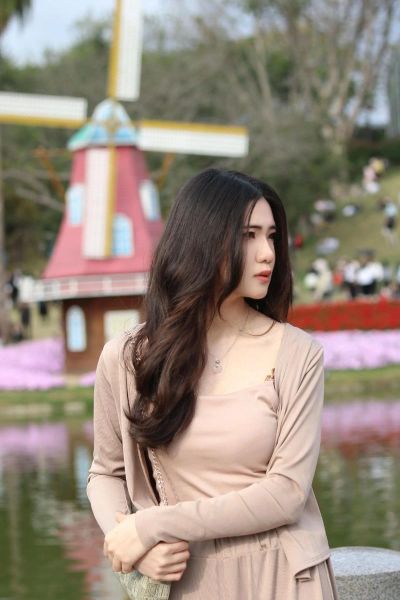 佳能新百微拍人像效果如何_佳能RF100mmF2.8L人像实战技巧-第2张图片-星辰妙记 佳能新百微拍人像效果如何_佳能RF100mmF2.8L人像实战技巧-第2张图片-星辰妙记