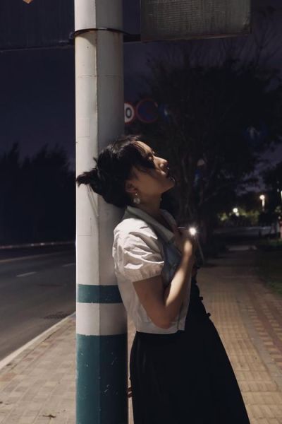 f1.4镜头适合拍什么_夜景人像怎么拍-第2张图片-星辰妙记 f1.4镜头适合拍什么_夜景人像怎么拍-第2张图片-星辰妙记