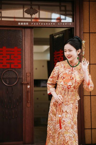 婚礼跟拍用什么镜头好_婚礼摄影镜头推荐-第1张图片-星辰妙记 婚礼跟拍用什么镜头好_婚礼摄影镜头推荐-第1张图片-星辰妙记