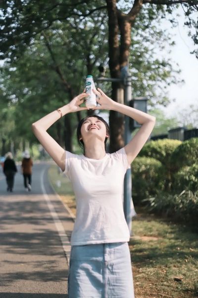 佳能6d2拍人像用什么镜头_佳能6d2人像镜头推荐-第2张图片-星辰妙记