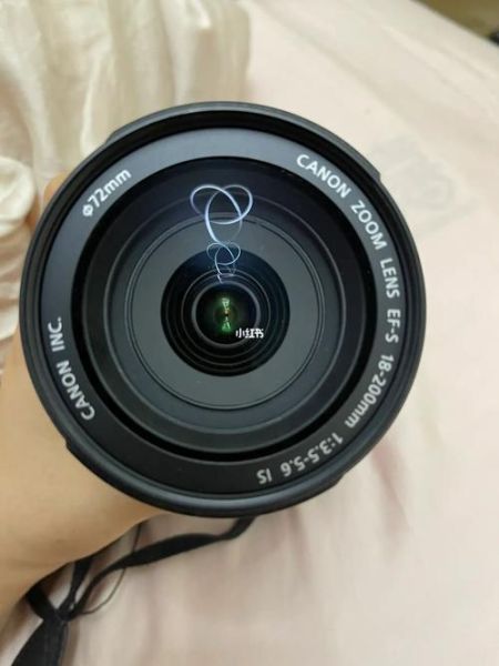 佳能18-200镜头怎么样_适合拍什么题材-第1张图片-星辰妙记