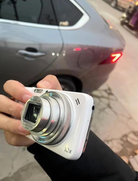 微型变焦镜头怎么选_适合手机还是相机-第1张图片-星辰妙记