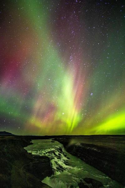 拍摄极光用什么镜头_极光摄影镜头推荐-第1张图片-星辰妙记