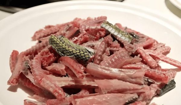 孕妇吃了蛇肉会怎么样_对胎儿有影响吗-第3张图片-星辰妙记 孕妇吃了蛇肉会怎么样_对胎儿有影响吗-第3张图片-星辰妙记