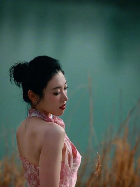 85mm人像镜头怎么选_85mm镜头适合拍什么-第2张图片-星辰妙记