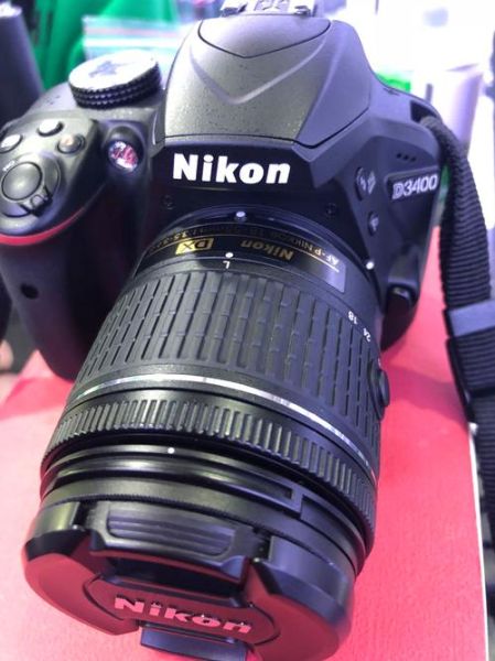 尼康d镜头值得买吗_尼康d镜头和g镜头区别-第2张图片-星辰妙记